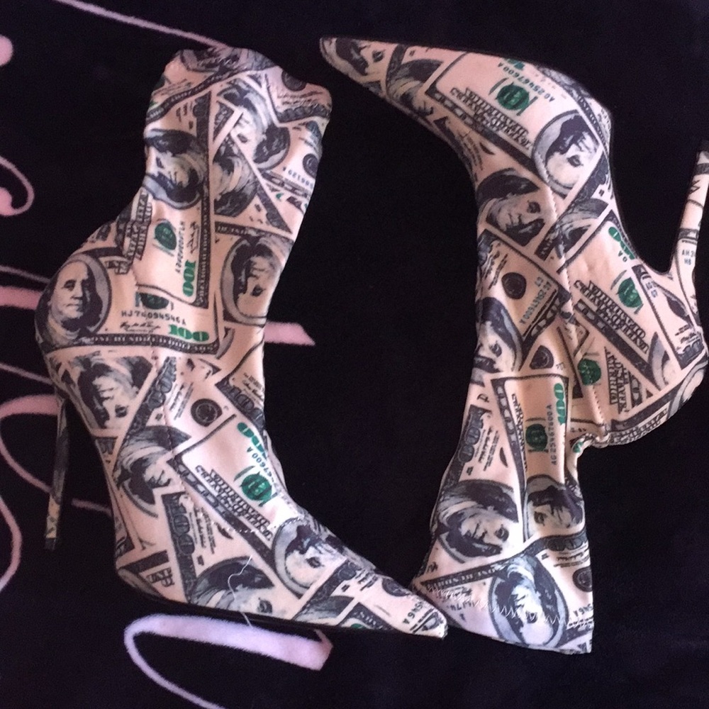 💚🤑 BIG BANK BOOTS
